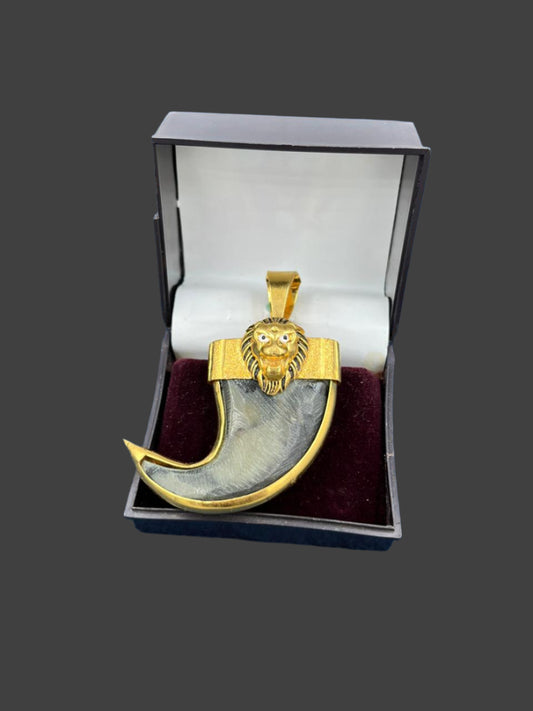LION NAIL PENDANT FOR MEN