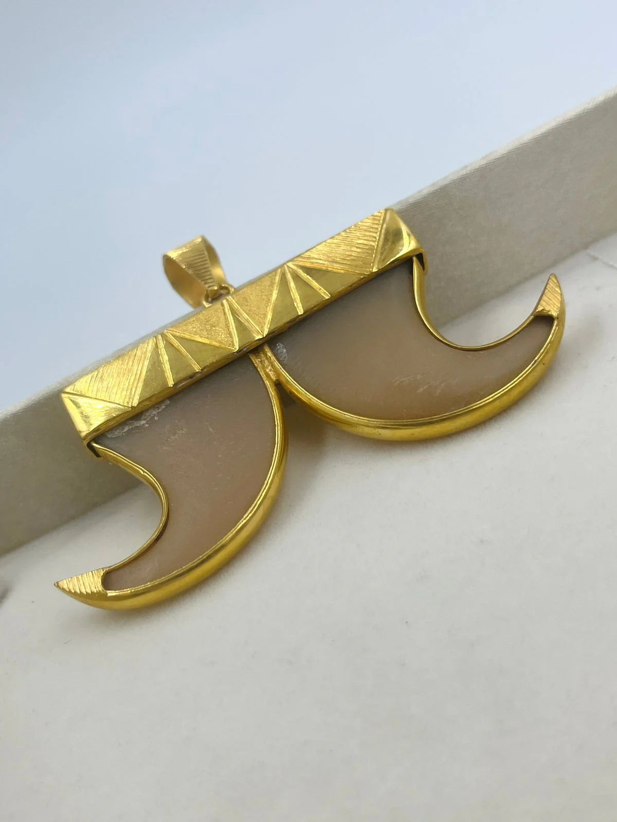 1 GRAM GOLD PLATED DULL NAIL PENDANT FOR MEN DESIGN