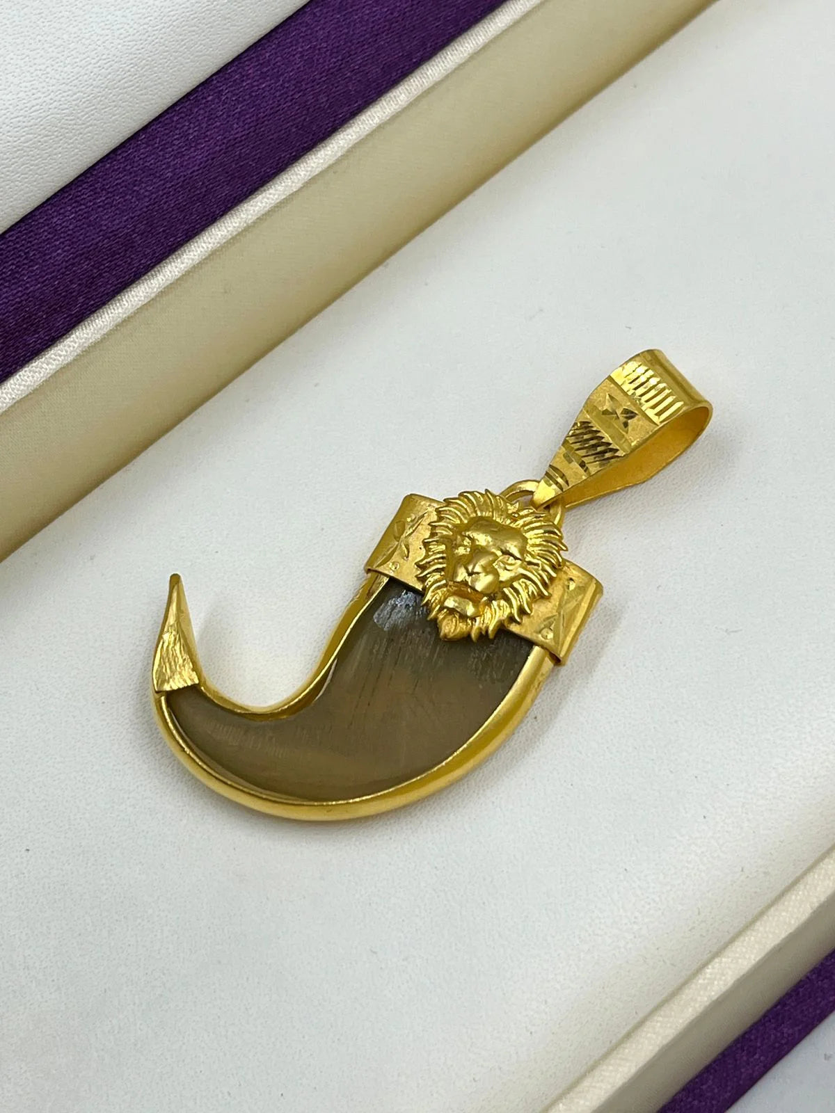 1 GRAM GOLD LION NAIL PENDANT FOR MEN DESIGN